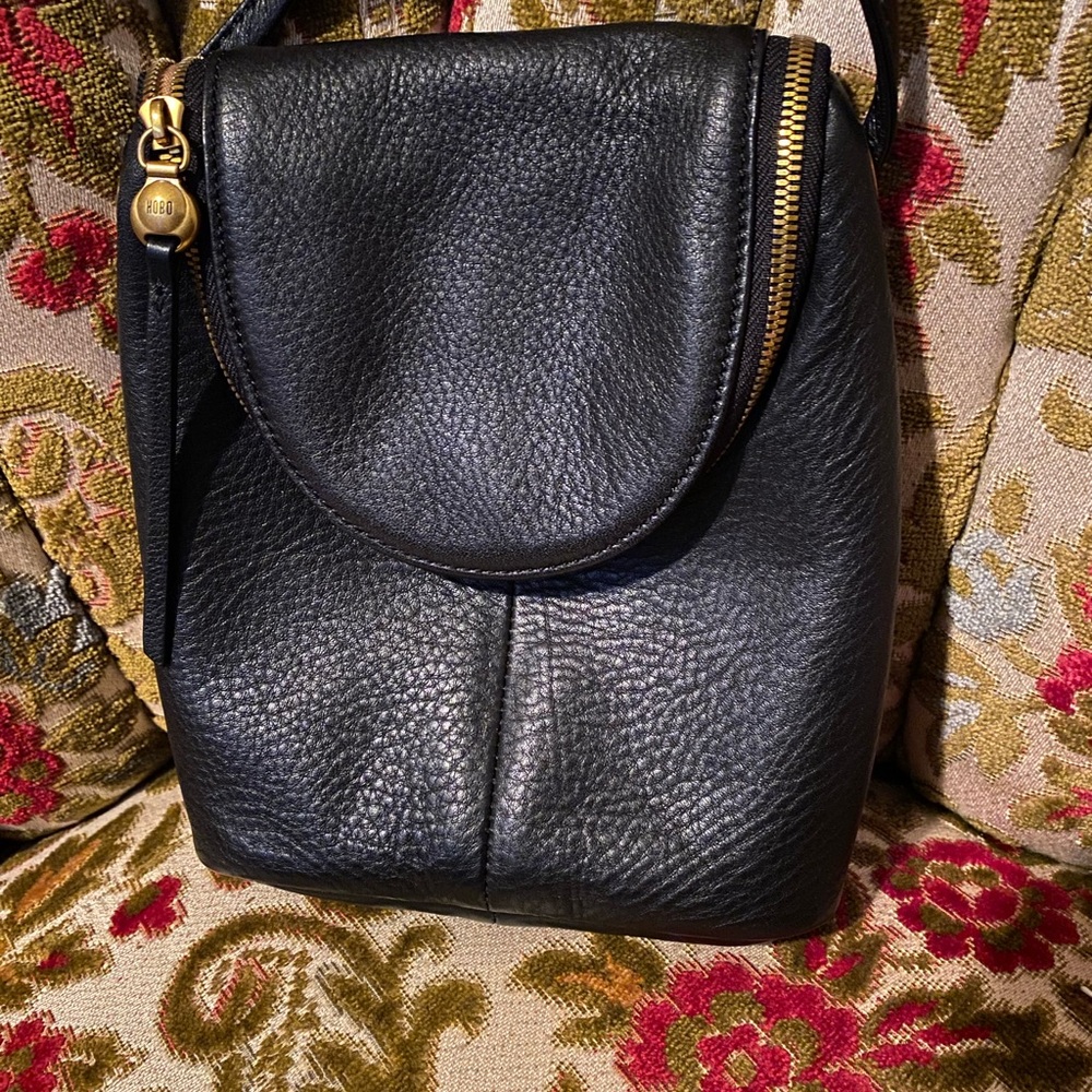 NWOT Hobo brand small crossbody